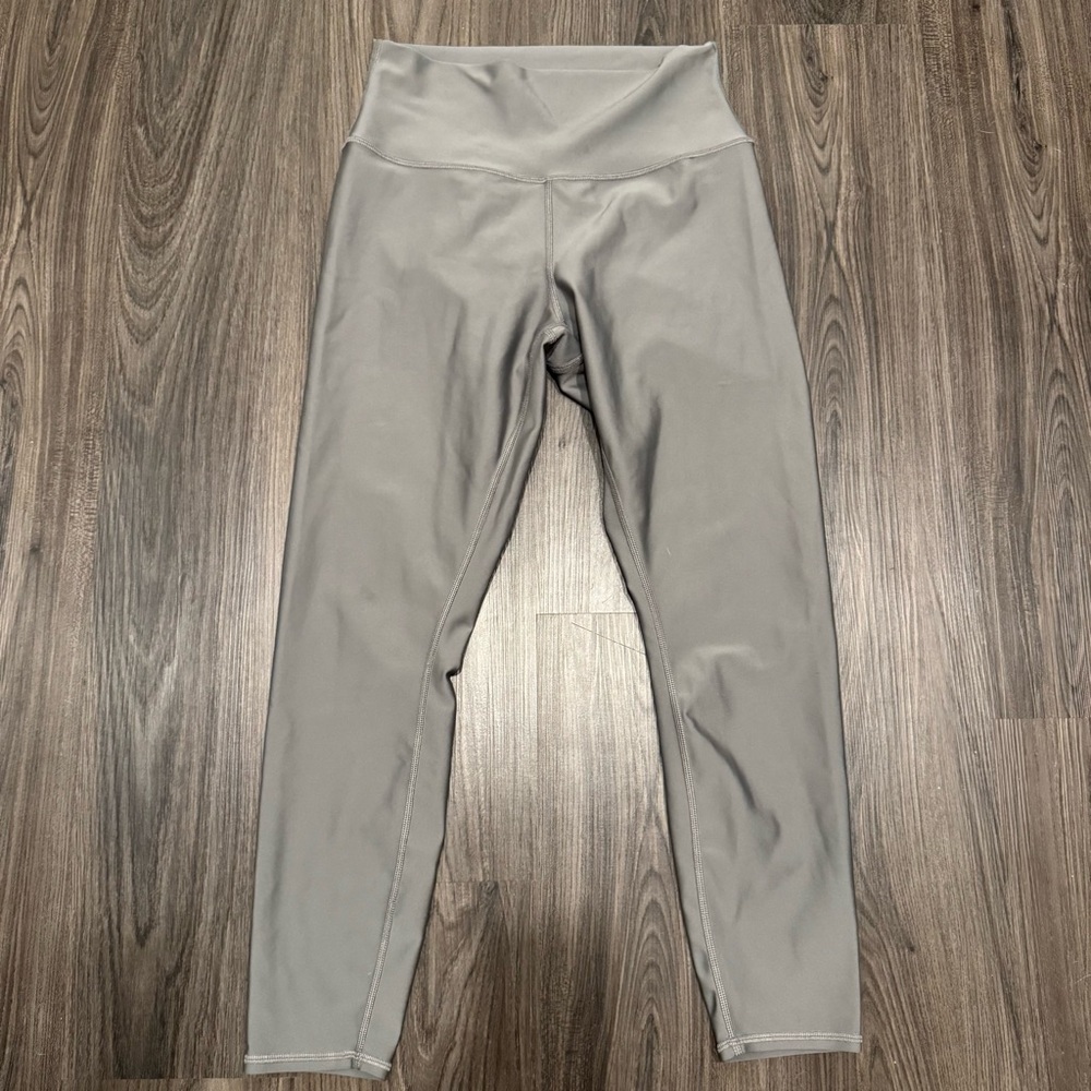 ALO Airlift Leggings, Size L